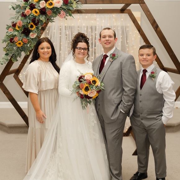 Meet your Posher, Nicky - Picture 9 of 16